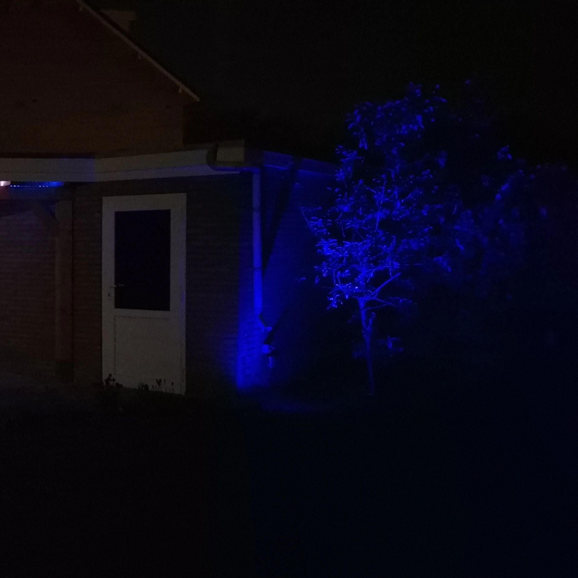 Zigbee 3.0 Mesh LED Tuinspot Pro met RGBWW kleuren 7 watt - Werkt IKEA Tradfri, Osram Lightify en Tuya en SmartLife
